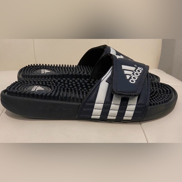 Adidas adissage Slides - Picture 5 of 8